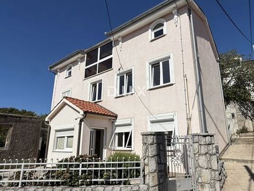 Luxury Apartment for sale in Kostrena, 365 000 €, Photo 1