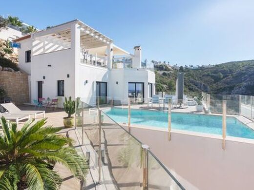 Luxury House for sale in Denia, 950 000 €, Photo 2