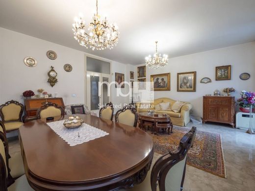 Luxury Apartment for sale in Milan, 1 150 000 €, Photo 6