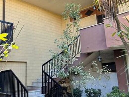 Luxury House for sale in Montesilvano, 650 000 €, Photo 1