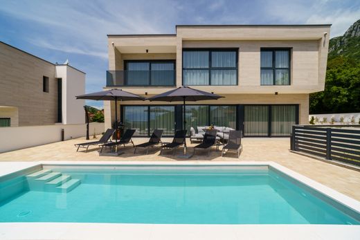 Luxury House for sale in Bribir, 850 000 €, Photo 2