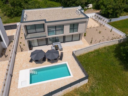 Luxury House for sale in Bribir, 850 000 €, Photo 3