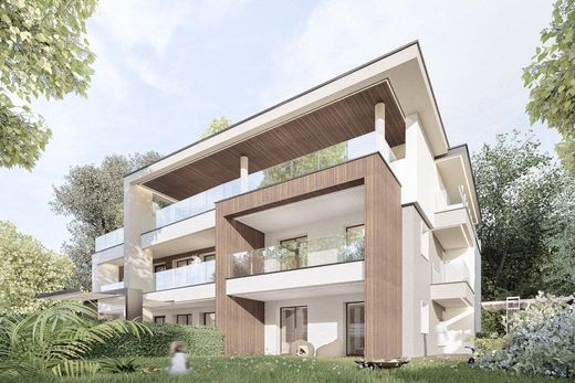 Luxury Apartment for sale in Monza, 1 400 000 €, Photo 1