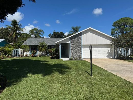 Luxury House for sale in Vero Beach, 444 948 €, Photo 1