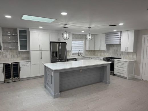 Luxury House for sale in Vero Beach, 444 948 €, Photo 2