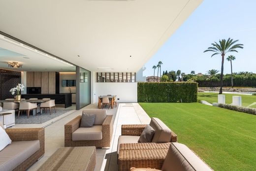 Luxury House for sale in Nueva Andalucia, 4 800 000 €, Photo 3