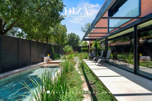 Luxury House for sale in Madrid, 1 350 000 €, Photo 2