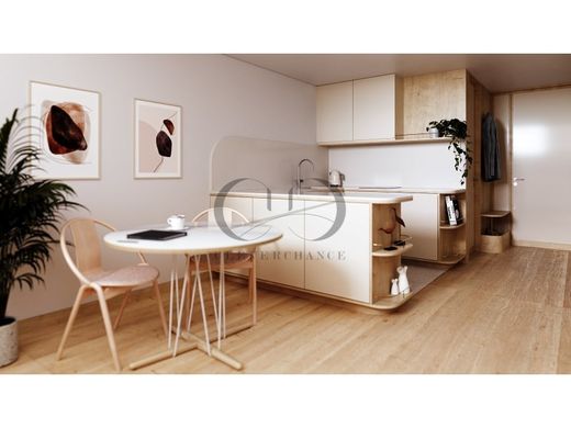 Luxury Apartment for sale in Vila Nova de Gaia, 510 000 €, Photo 2