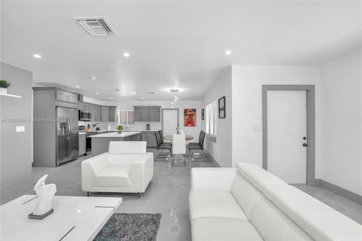 Luxury House for sale in Hollywood, 462 702 €, Photo 3