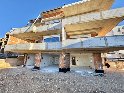 Appartement de luxe à vendre à Crikvenica, 350 000 €, Photo 3