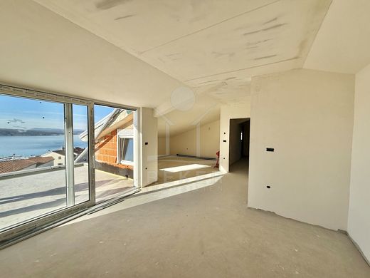 Appartement de luxe à vendre à Crikvenica, 350 000 €, Photo 4
