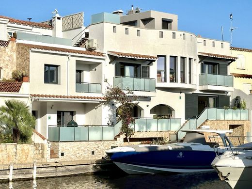 Maison de luxe à vendre à Castelló d'Empúries, 1 750 000 €, Photo 1