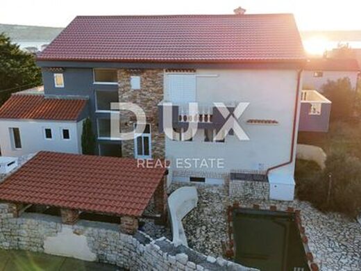 Luxury Apartment for sale in Rab, 365 000 €, Photo 1