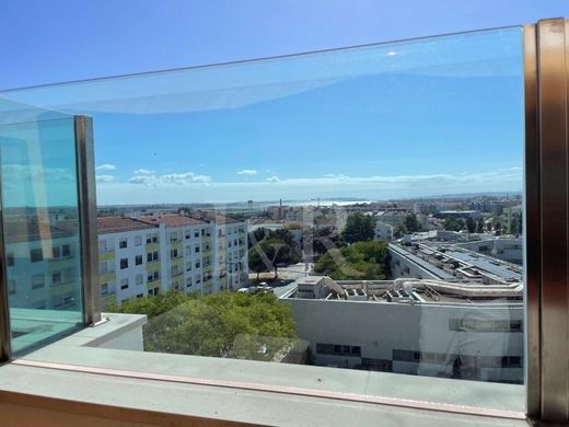 Luxury Apartment for sale in Montijo, 850 000 €, Photo 5