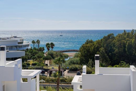 Luxury Apartment for sale in Estepona, 754 999 €, Photo 1