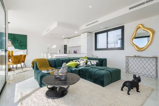 Luxury Apartment for sale in Estepona, 754 999 €, Photo 3