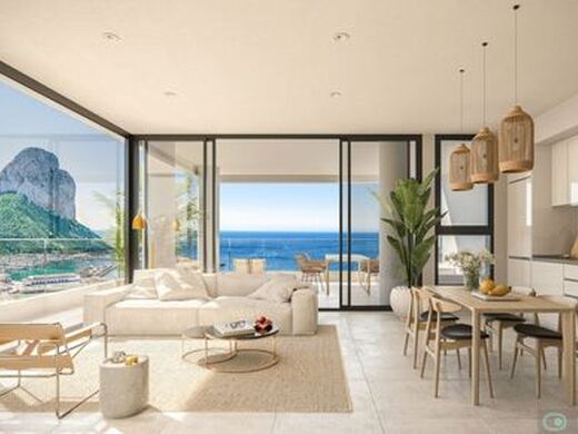 Luxury Apartment for sale in Calp, 620 000 €, Photo 2