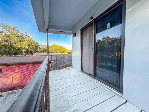 Luxury House for sale in Hollywood, 485 021 €, Photo 3