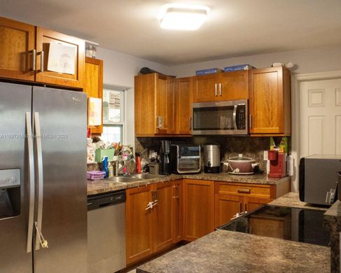 Luxury House for sale in Hollywood, 485 021 €, Photo 4