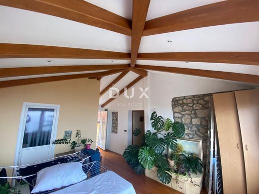 Appartement de luxe à vendre à Rijeka, 400 000 €, Photo 6