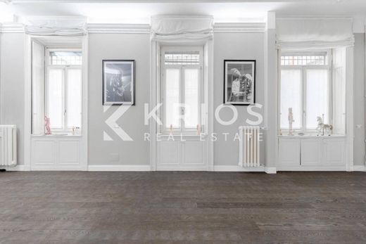 Appartement de luxe à vendre à Milan, 1 390 000 €, Photo 2