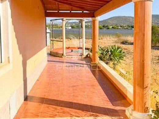 Luxury House for sale in Faro, 655 000 €, Photo 2