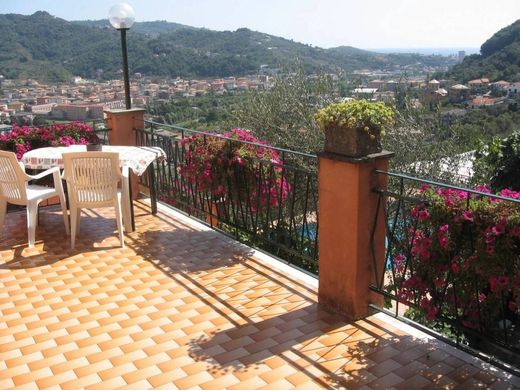 Luxury House for sale in Chiavari, 750 000 €, Photo 3
