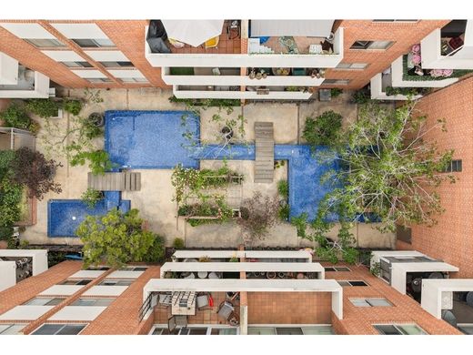 Luxury Apartment for sale in Los Angeles, 571 028 €, Photo 3