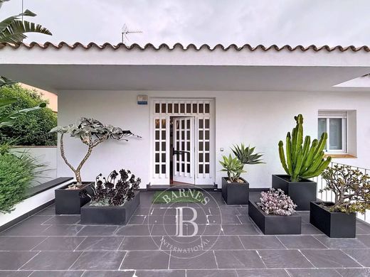 Luxury House for sale in Mataró, 1 200 000 €, Photo 4