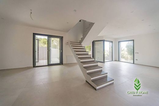 Luxury House for sale in Quartu Sant Elena, 679 000 €, Photo 7