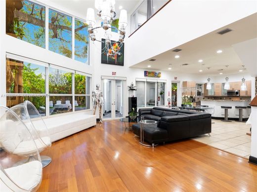 Luxury House for sale in Hollywood, 1 073 056 €, Photo 2