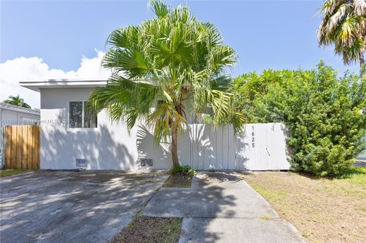 Luxury House for sale in Hollywood, 416 346 €, Photo 7