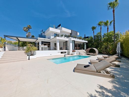 Luxury House for sale in Marbella, 2 595 000 €, Photo 1