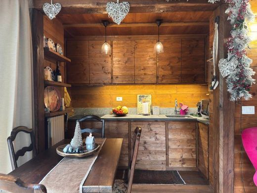 Appartement de luxe à vendre à Courmayeur, 950 000 €, Photo 6