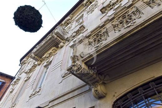 Luxury House for sale in Monza, 5 000 000 €, Photo 3