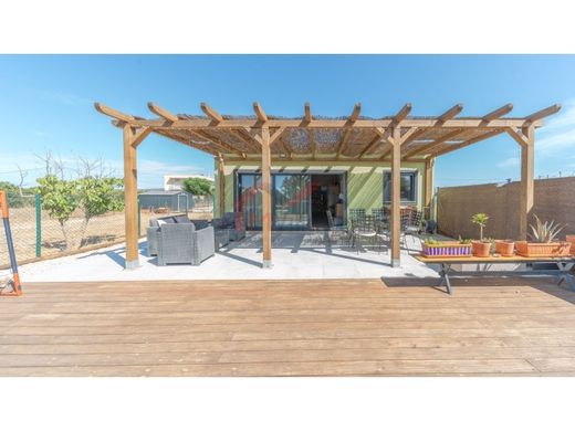 Luxury House for sale in Faro, 560 000 €, Photo 1