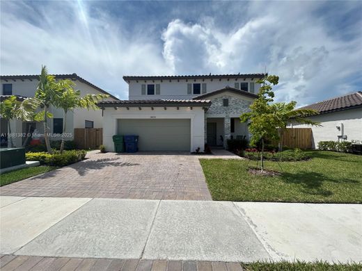 Luxury House for sale in Homestead, 622 920 €, Photo 1