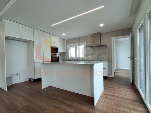 Luxury House for sale in Seixal, 640 000 €, Photo 4