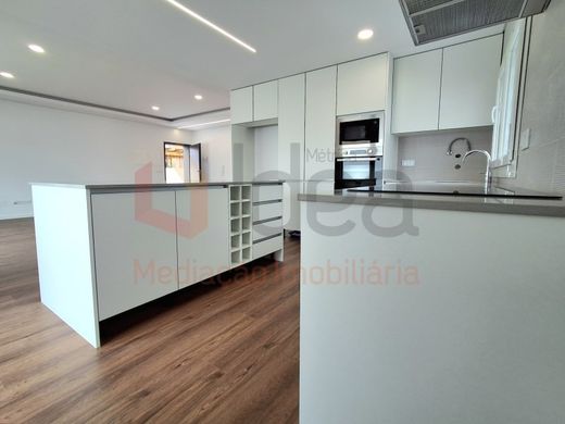 Luxury House for sale in Seixal, 640 000 €, Photo 6