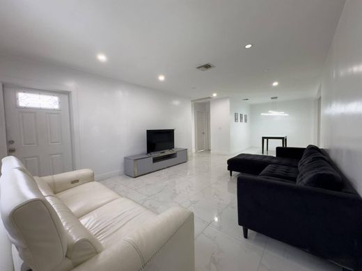 Luxury House for sale in Hollywood, 575 158 €, Photo 6