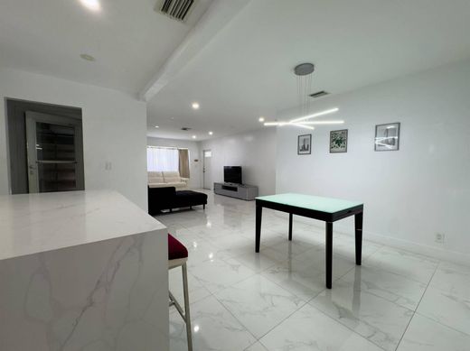 Luxury House for sale in Hollywood, 575 158 €, Photo 7