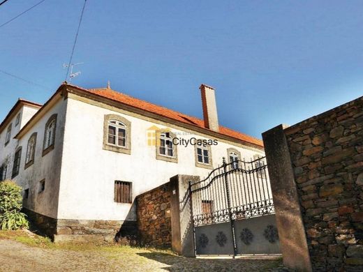 Luxury House for sale in Mesão Frio, 2 100 000 €, Photo 1