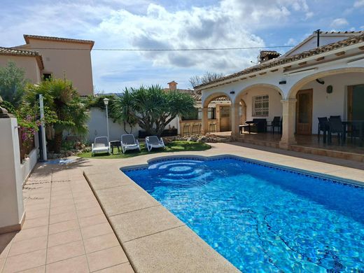 Maison de luxe à vendre à Calp, 850 000 €, Photo 3