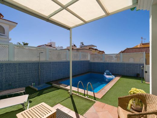 Luxury House for sale in San Bartolomé de Tirajana, 750 000 €, Photo 4