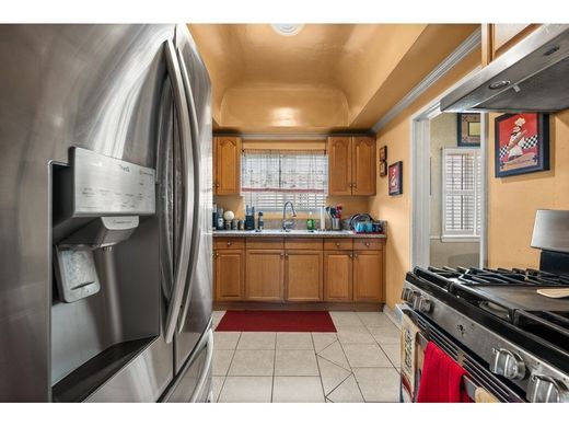 Luxury Apartment for sale in Los Angeles, 763 932 €, Photo 7