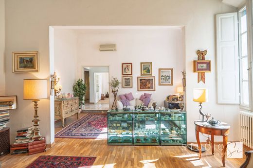Luxury Apartment for sale in Florence, 1 500 000 €, Photo 7