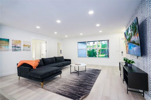 Luxury House for sale in Hollywood, 811 230 €, Photo 4