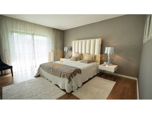 Luxury House for sale in Oliveira Do Bairro, 1 350 000 €, Photo 5