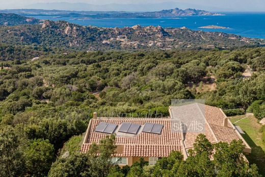 Luxury House for sale in Arzachena, 0 €, Photo 1