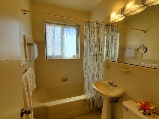 Luxury House for sale in Hollywood, 570 190 €, Photo 7